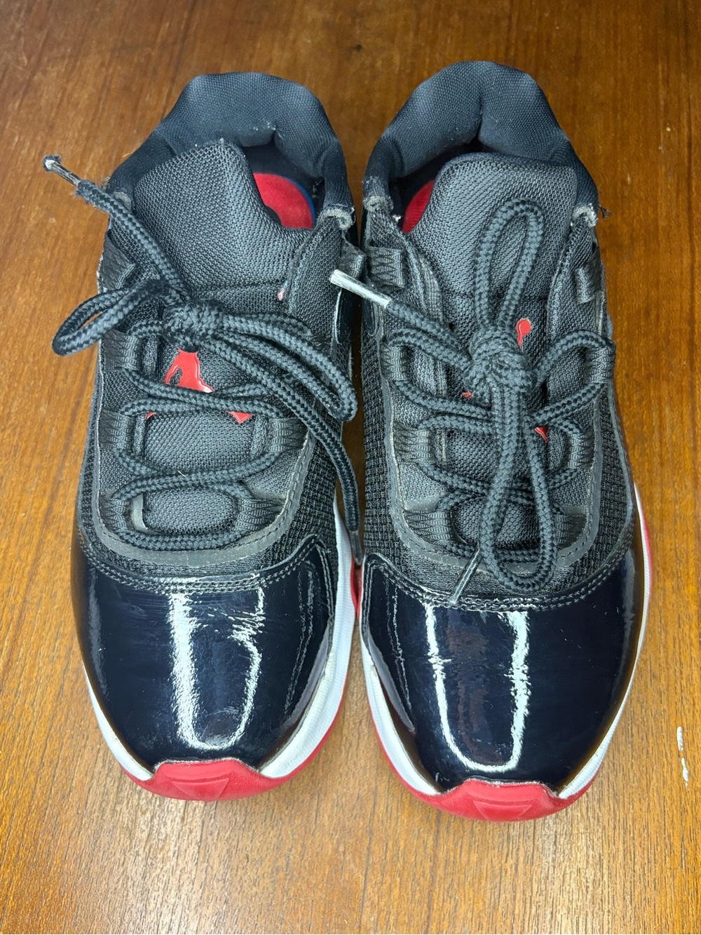 Nike Air Jordan 11 CMFT Low "Bred" Black White Gym Red DM0844-005 4.5Y